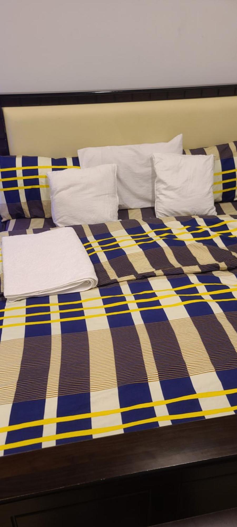 Home Away Apartment 아부다비 외부 사진