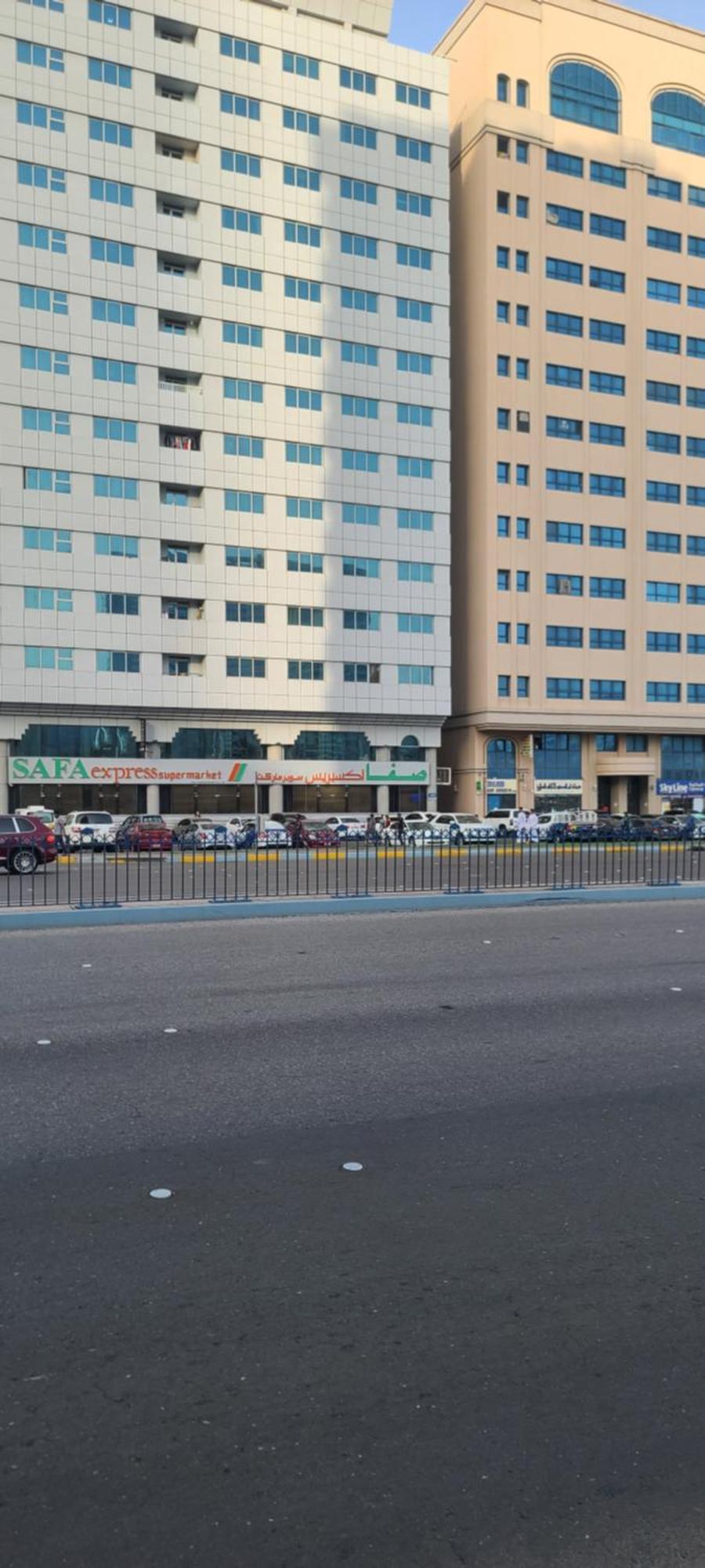 Home Away Apartment 아부다비 외부 사진